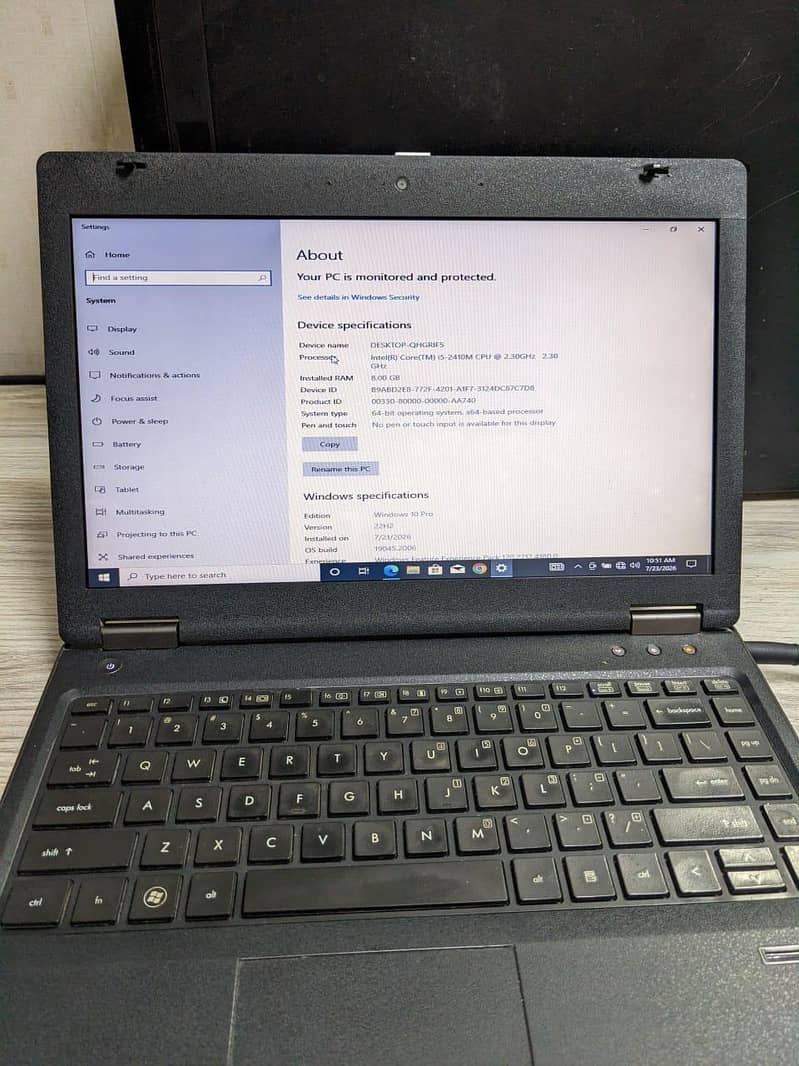 selling laptop 0