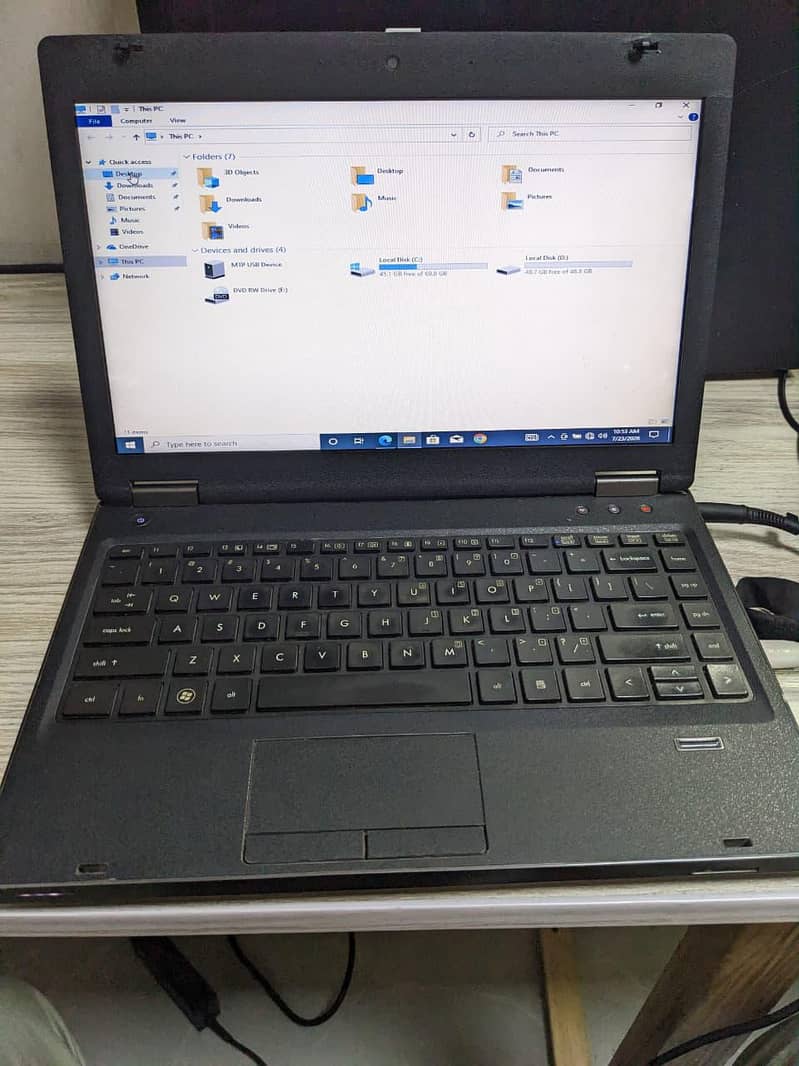selling laptop 2
