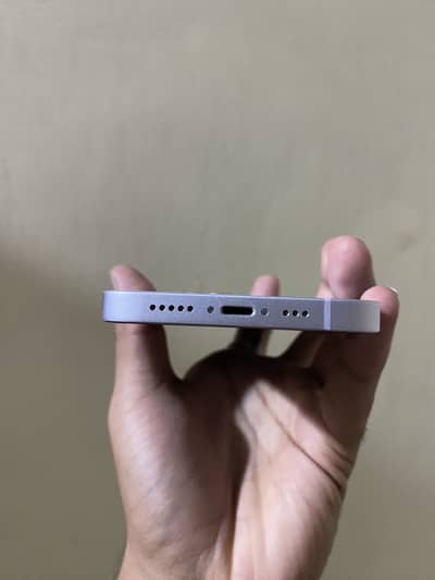 Apple iPhone 14