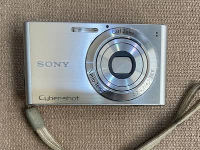Sony Cyber-shot DSC-W320 14.1MP Digital Camera | Carl Zeiss Lens | Ch