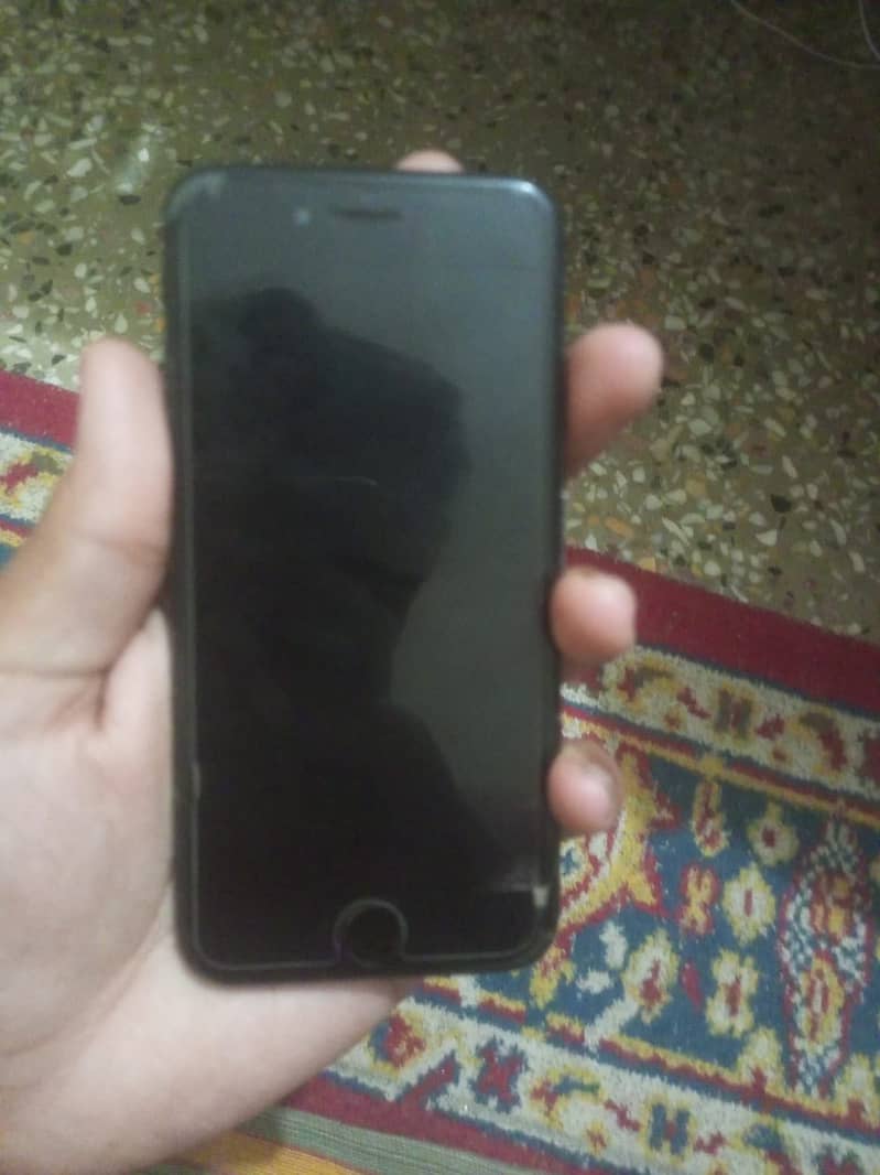 Apple iPhone 7 Plus 1