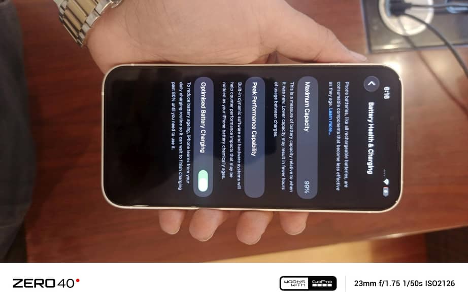 Apple iPhone 13 6