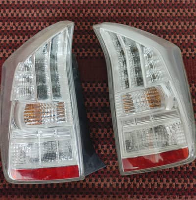 Toyota prius back light