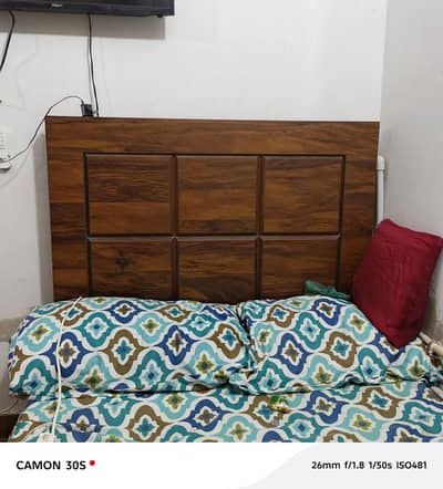 single bed with two door wardrobe