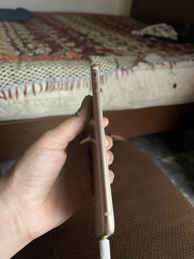 iPhone 8plus 64gb pta approved