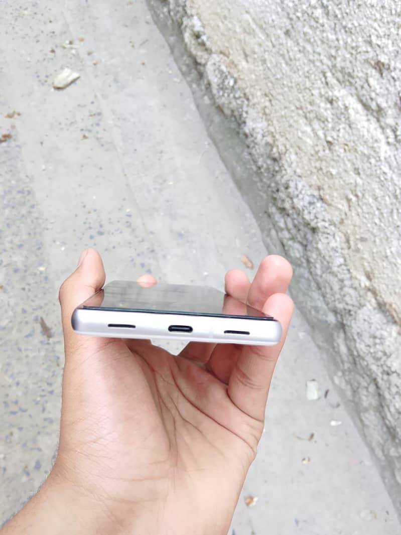 Google Pixel 7a 1
