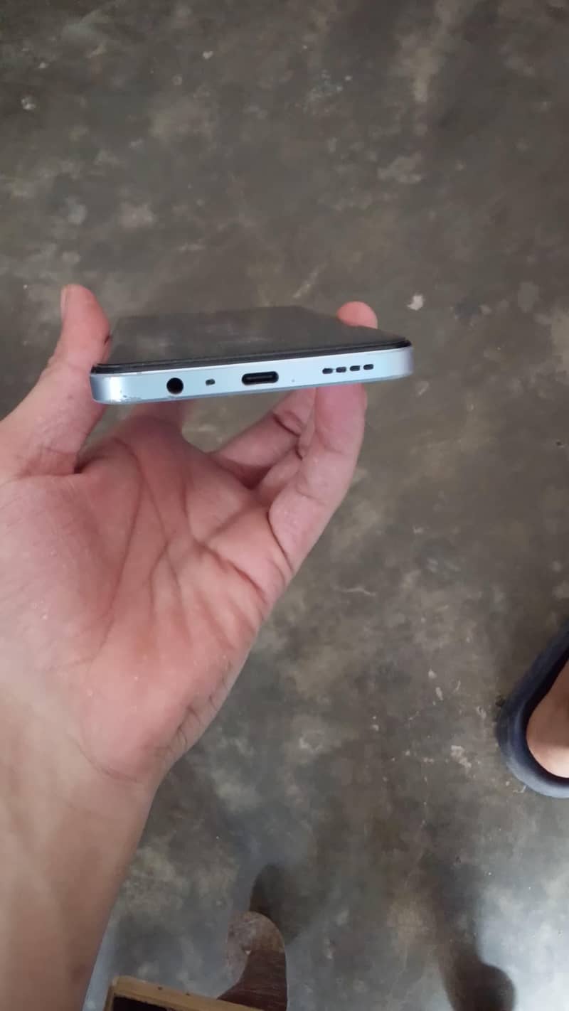 Realme Note 60 6