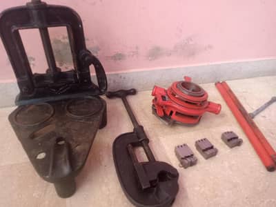 GI pipe wice cutter and dai
