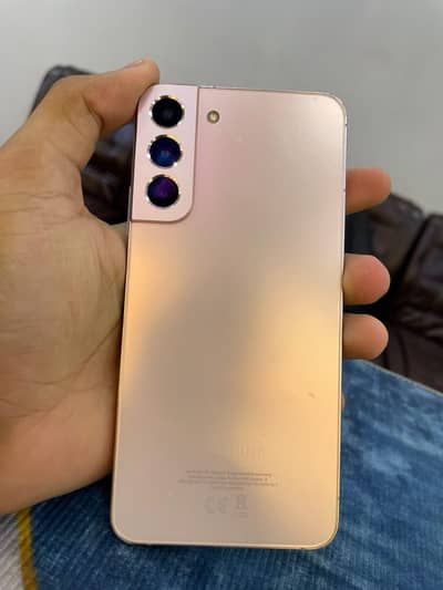 Samsung S22 plus