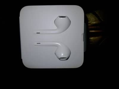 brand new iphone original handfree