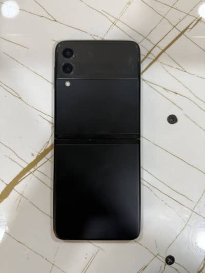 Samsung Mobile Z Flip 3