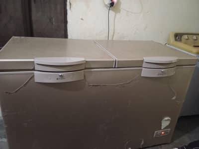 Dawlance freezer and refrigerator