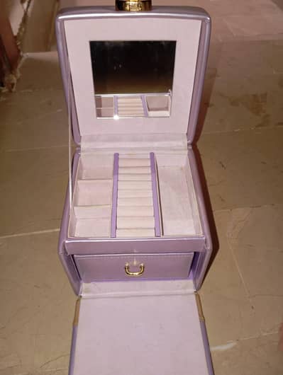 jewlry box