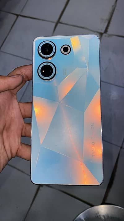 Tecno CAMON 20