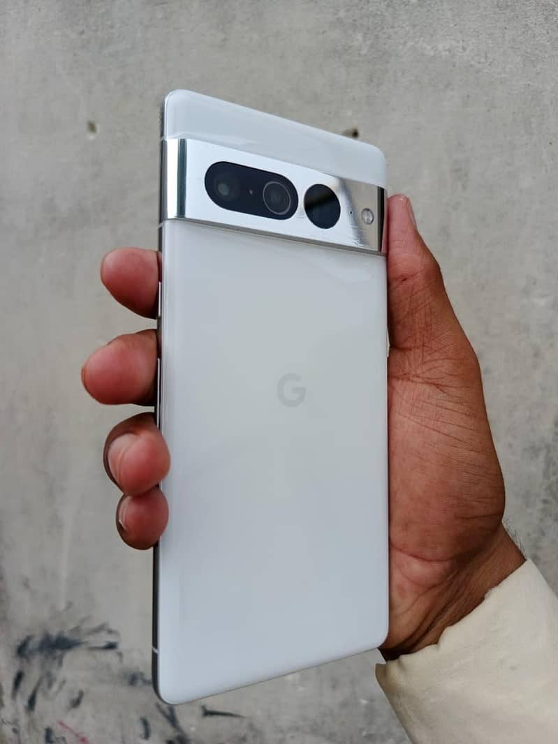 Google Pixel 7 Pro 2