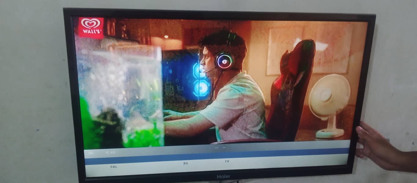 Haier led simple 2