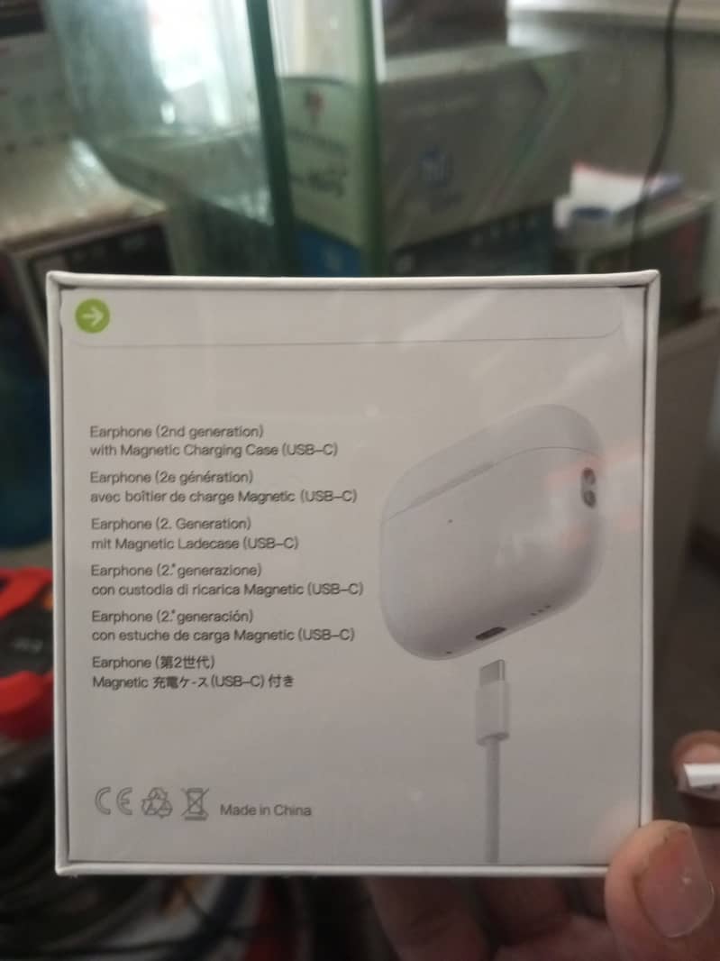 Earbuds 1