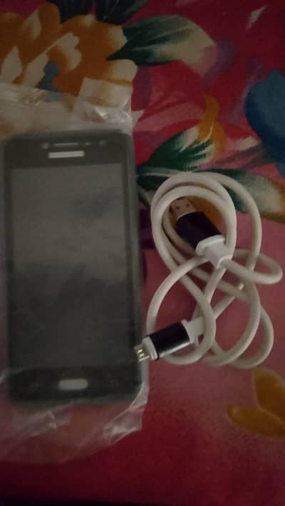 Samsung Mobile J2