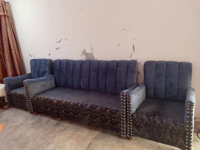 Gujranwala Ma . Sofa repairing |A. to Z Work | Foam Cloth Change