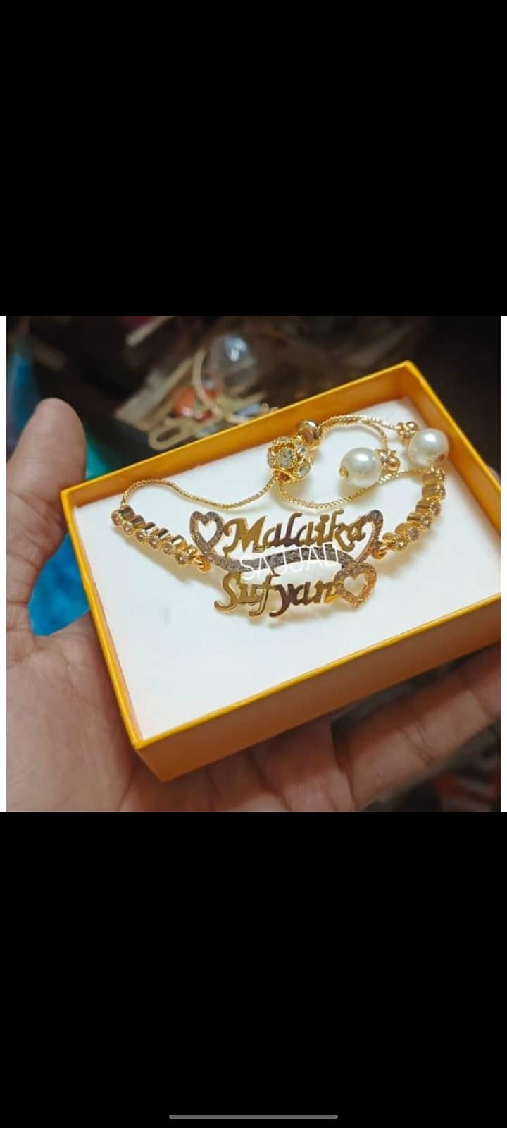 Neckless branded 0