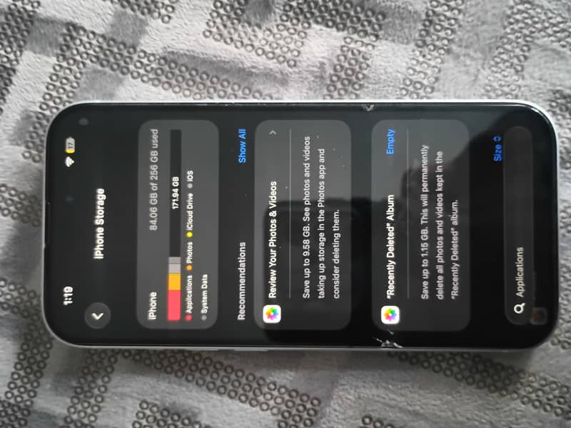 Apple iPhone 15 7