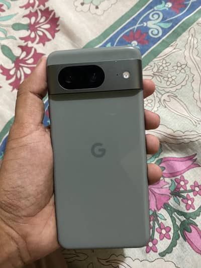 Google Pixel 8