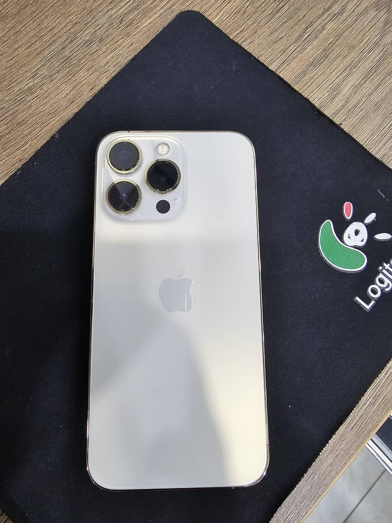 Apple iPhone 13 Pro 0