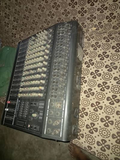 Power mixer