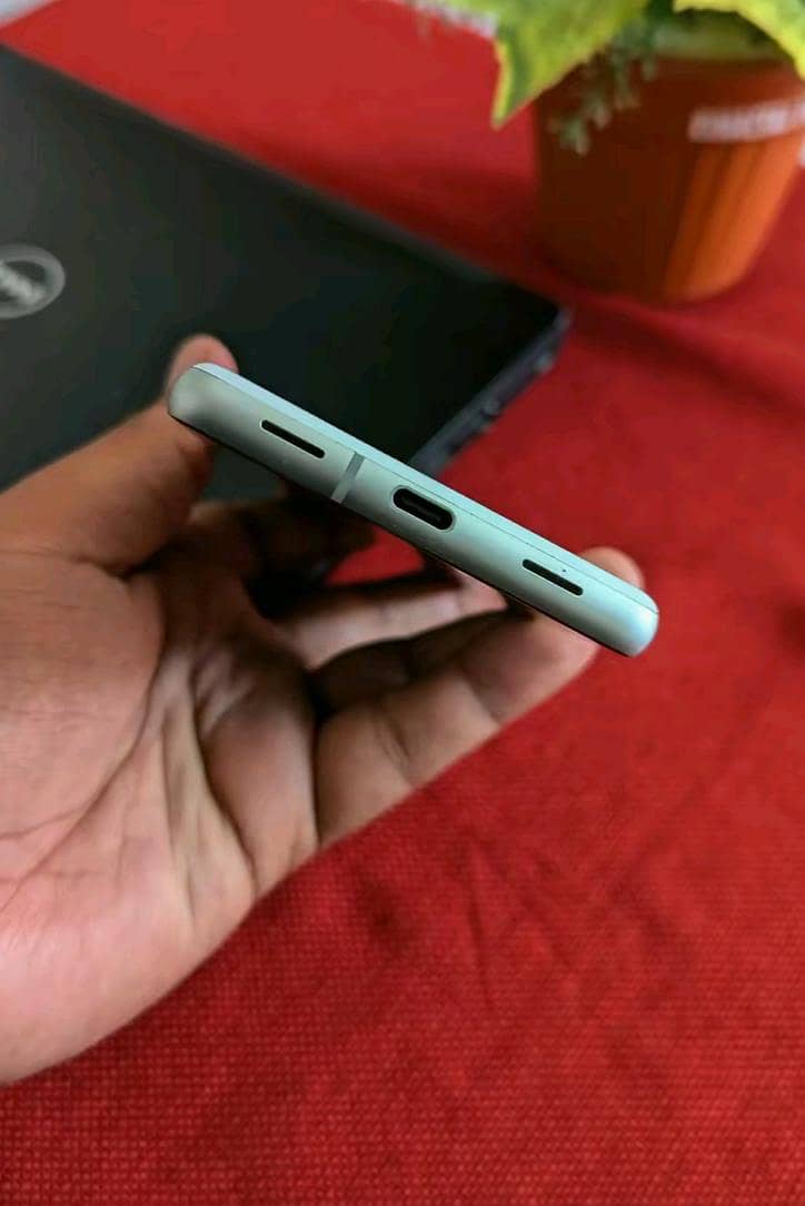 Google Pixel 7a 0