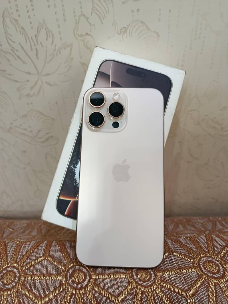 iPhone 16 pro max 10