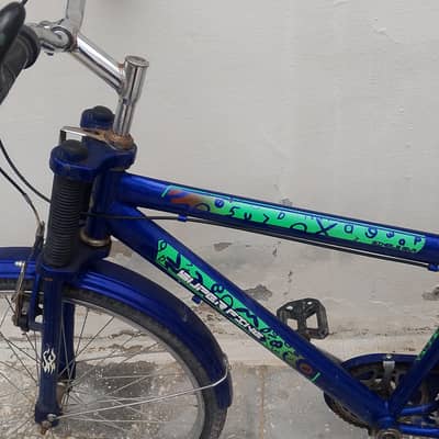 Blue cycle handle like a baby very beautiful and speed cycle