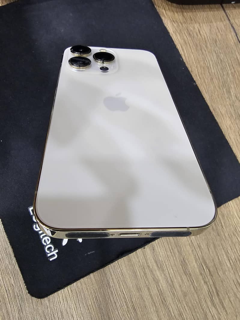 Apple iPhone 13 Pro 3