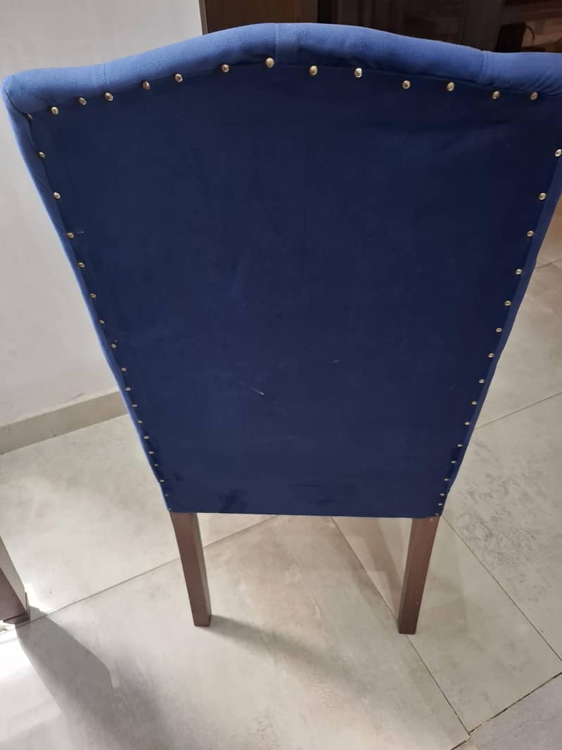 Dinning Table 3