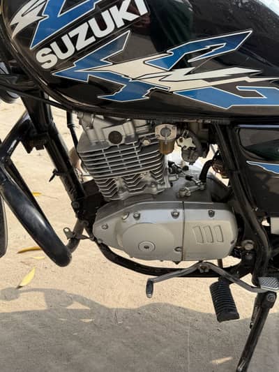 Suzuki gs150 se 2021