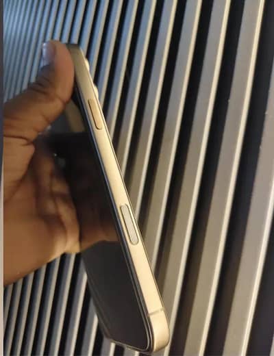 Apple iPhone 16 Pro Max BYPASS