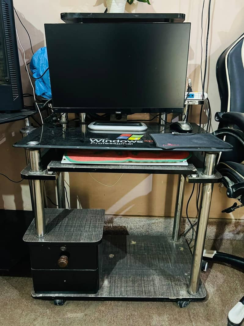 Computer table 5