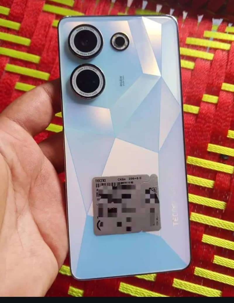 Tecno CAMON 20 3