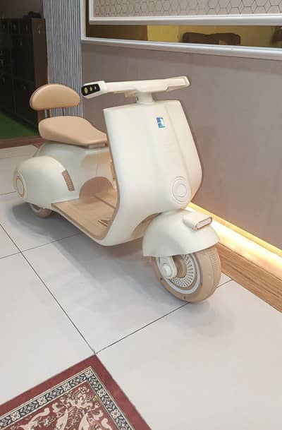 BATTERY  BIKE FOR Teen Age