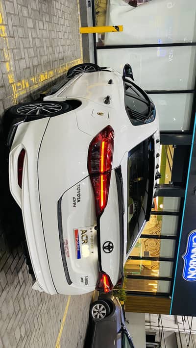 1/1 Toyota Yaris Total genuine 1st owner