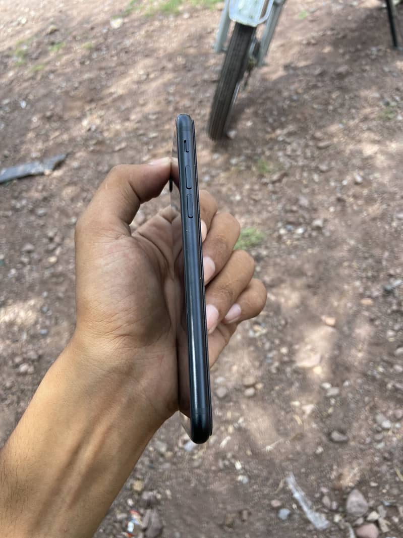 Apple iPhone SE 3