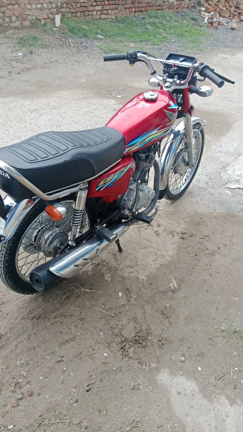 03495607682 3