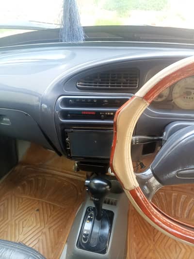 Daihatsu Cuore 2003