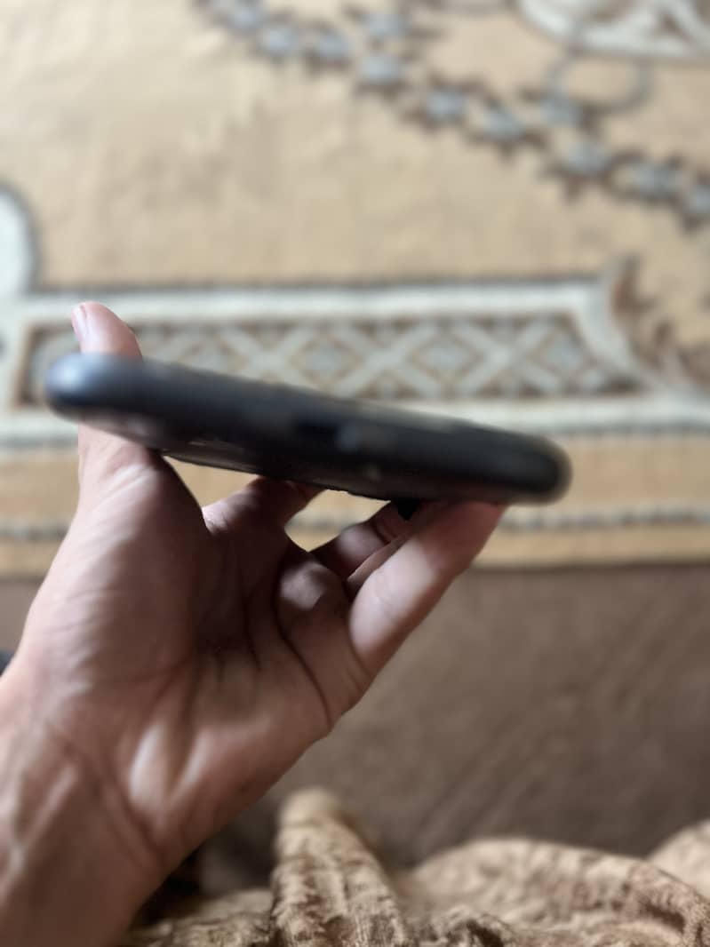 Apple iPhone 11 2