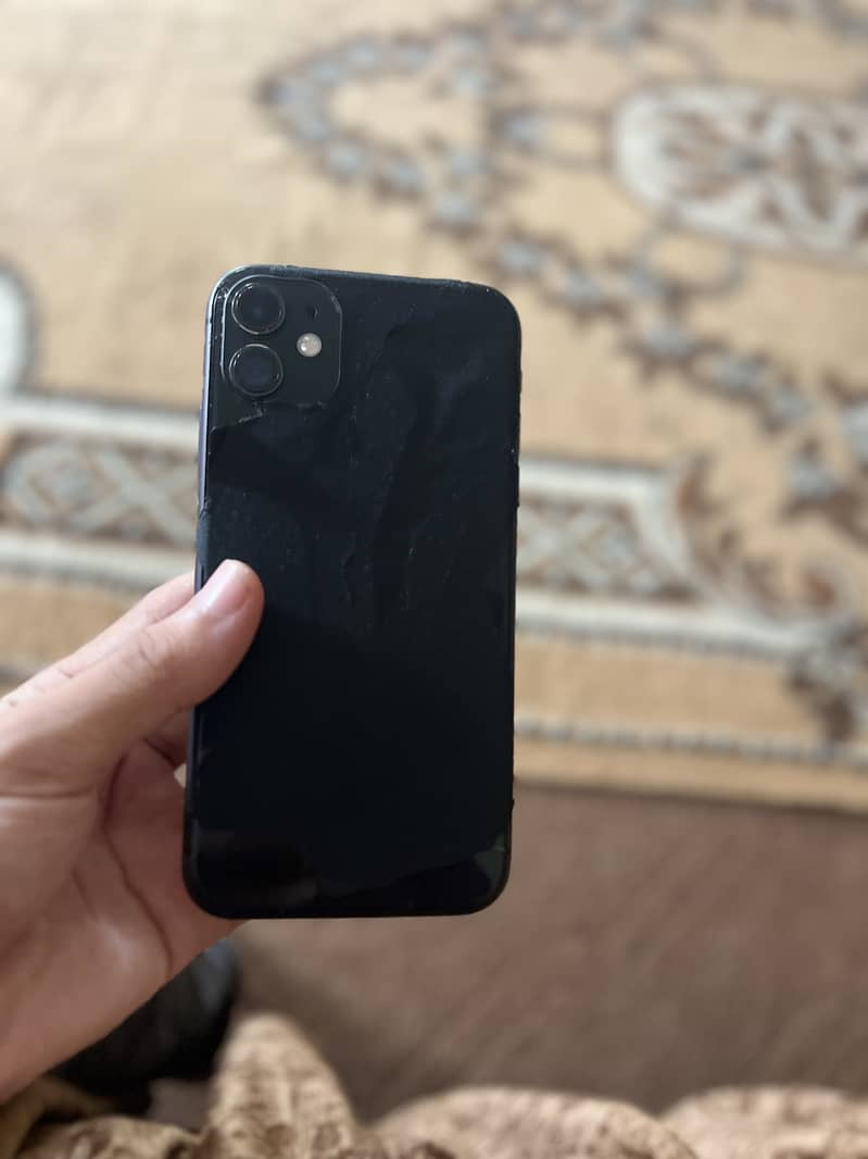 Apple iPhone 11 3