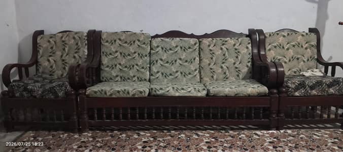 5 seeter sofa