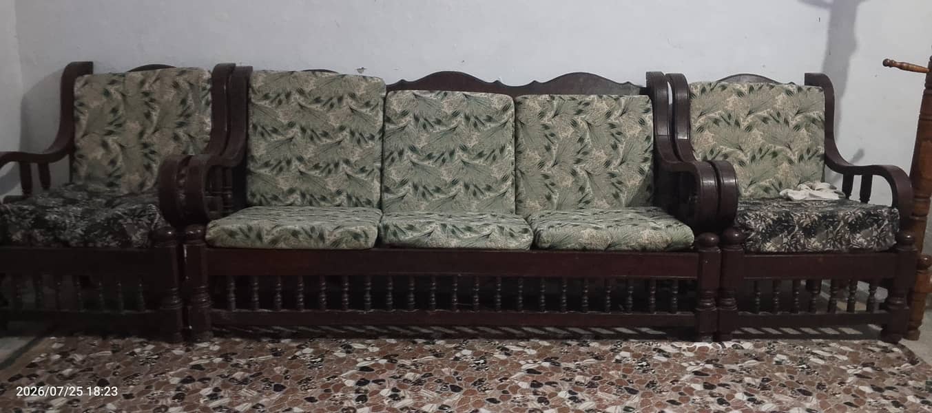 5 seeter sofa 1