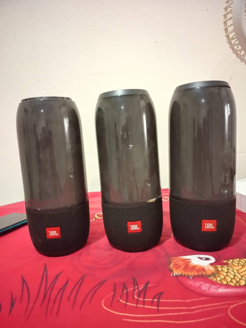 JBL Plus 3 Speaker 0