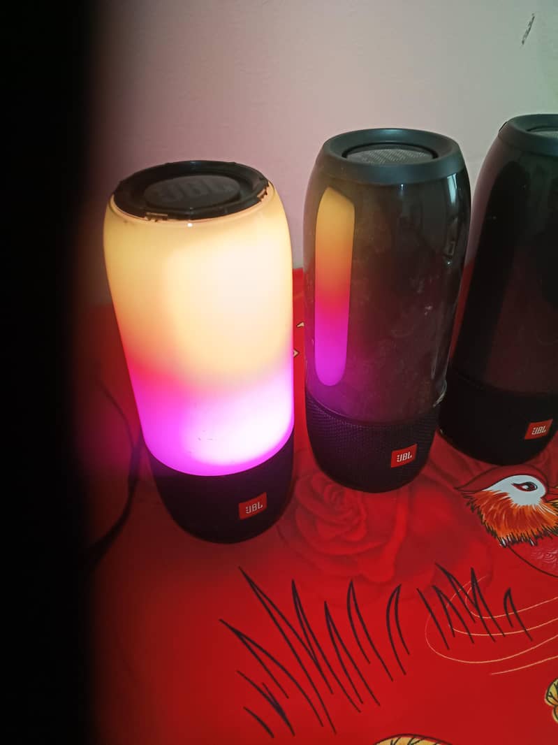 JBL Plus 3 Speaker 3