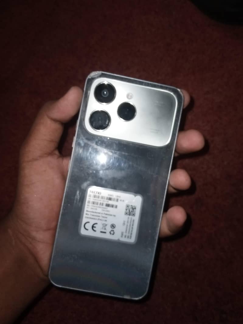 Tecno spark 40 2