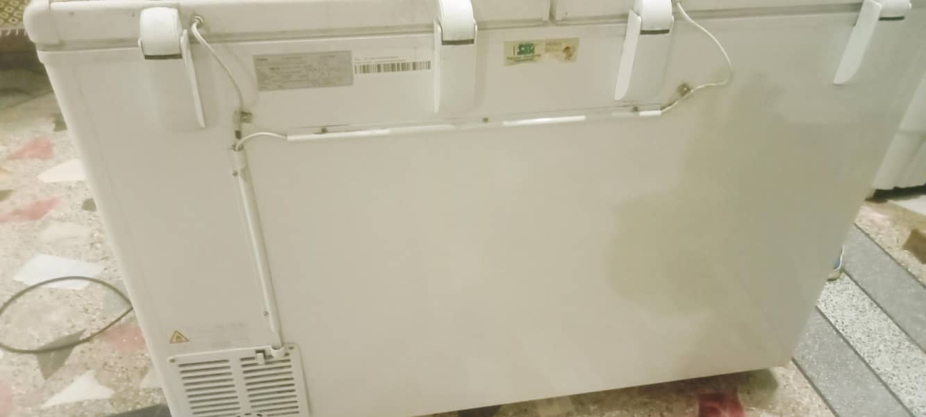 brand 1